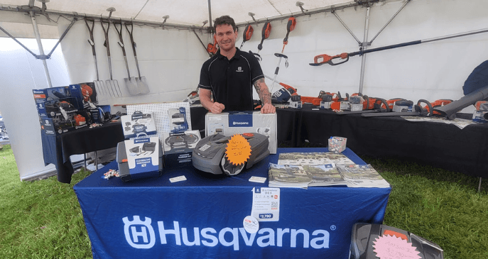 Employees at Chainsaw and Mower Services